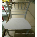 En gros blanc en plastique chaises hôtel mariage tiffany chiavari chaises